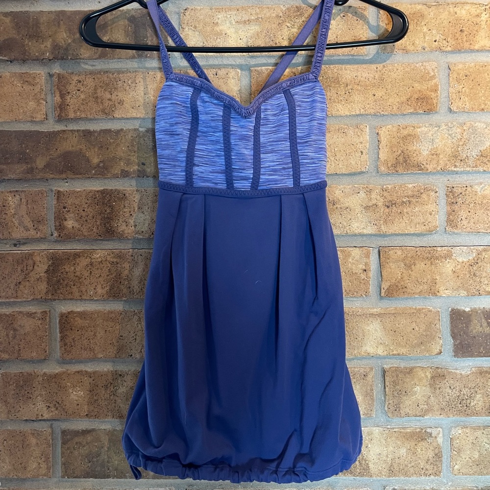 Lululemon tank with built in bra (4) ❤️